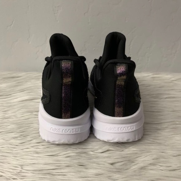 nike renew rival premium floral